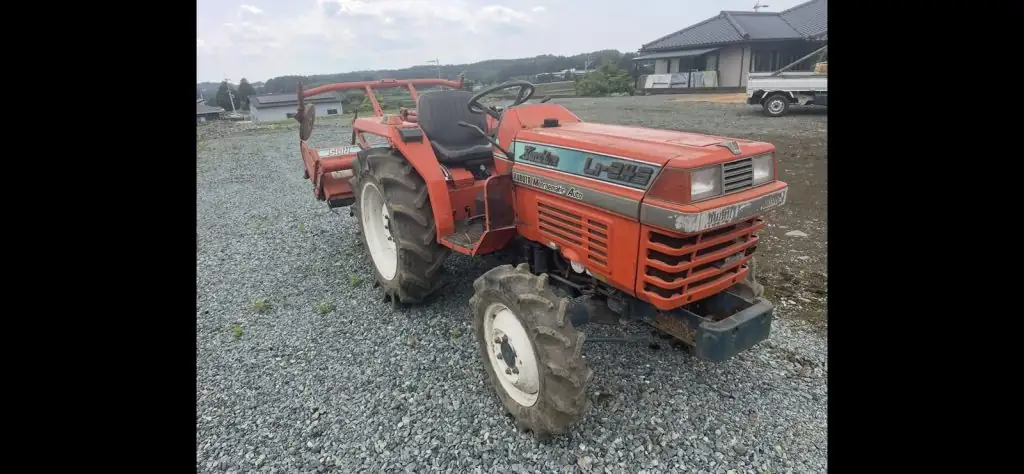 クボタ トラクター L1-245